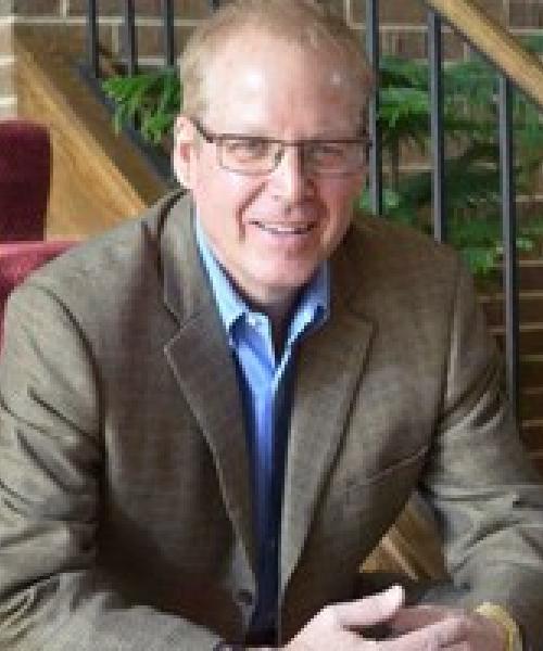  Robert Strommen headshot